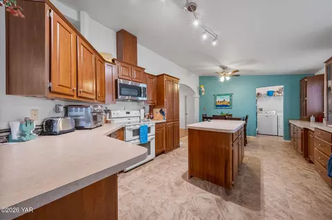 13128 E 47th St, Yuma, AZ 85367 photo 7