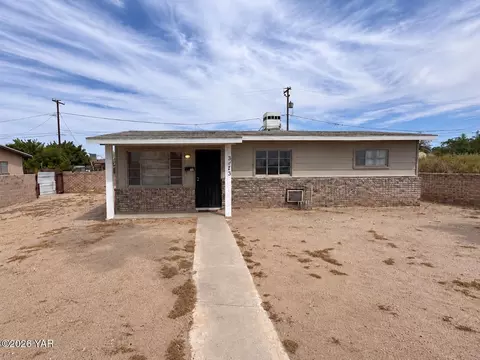 3175 S Ivy Ln, Yuma, AZ 85364