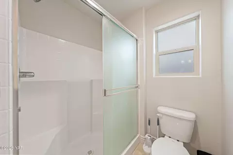 Bath - 10253 E 34th St, Yuma, AZ 85365 photo 4 of 5