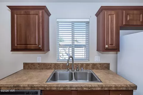 13224 E 43rd Dr, Yuma, AZ 85367 photo 8