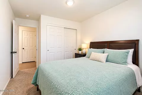 Bedroom - 7966 E 45th Ln, Yuma, AZ 85365 photo 3 of 7