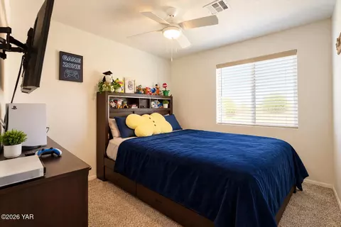 Bedroom - 7966 E 45th Ln, Yuma, AZ 85365 photo 6 of 7