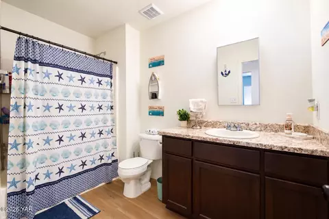 Bath - 7966 E 45th Ln, Yuma, AZ 85365 photo 2 of 4