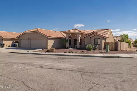 Exterior - 8317 E Olive Ann Ln, Yuma, AZ 85365 photo 9 of 10