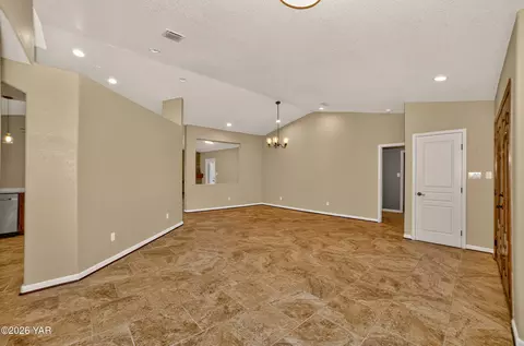 Living - 8317 E Olive Ann Ln, Yuma, AZ 85365 photo 2 of 8