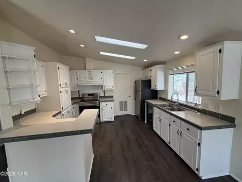 13286 E 54th St, Yuma, AZ 85367 photo 5