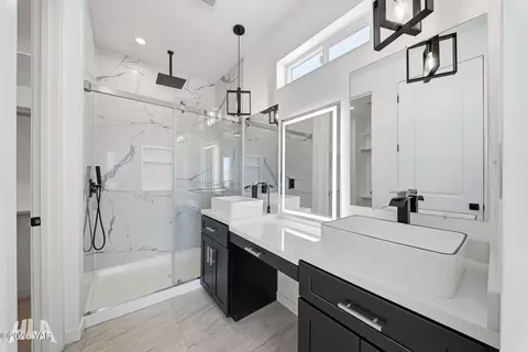 Bath - 12564 E Jerome Ave #357, Yuma, AZ 85367 photo 2 of 3