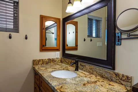 Bath - 14842 E 51 St, Yuma, AZ 85367 photo 3 of 5