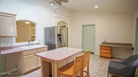 Kitchen - 10373 E 37th Pl, Yuma, AZ 85365 photo 2 of 3