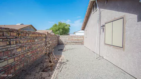 Exterior - 10373 E 37th Pl, Yuma, AZ 85365 photo 10 of 10
