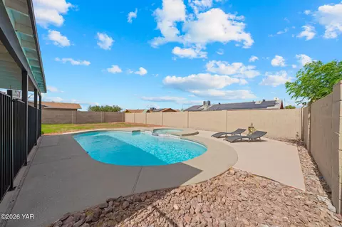 Exterior - 7332 E 24th Ln, Yuma, AZ 85365 photo 5 of 10