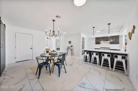 Dining - 7332 E 24th Ln, Yuma, AZ 85365 photo 3 of 4