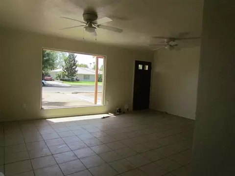 673 S 9 Ave, Yuma, AZ 85364 photo 3