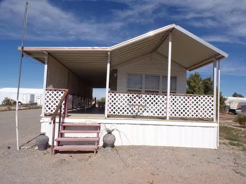 42857 Willamette Dr, Bouse, AZ 85325 photo 5