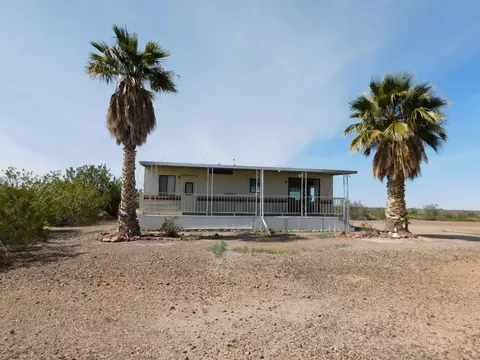 26432 Yellowbird, Bouse, AZ 85325 photo 5
