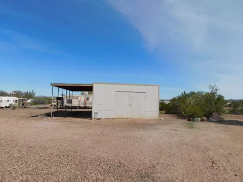 26432 Yellowbird, Bouse, AZ 85325 photo 7