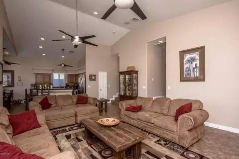 8860 Apache Loop, Parker, AZ 85344 photo 11