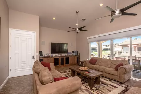 8860 Apache Loop, Parker, AZ 85344 photo 9
