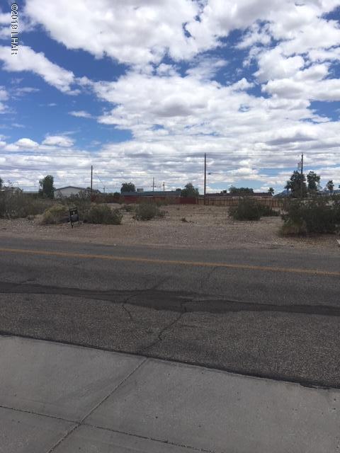 2090 Holly Ave, Lake Havasu City, AZ 86403