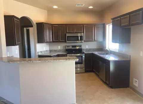 3306 E Cane Dr, Kingman, AZ 86409 photo 11