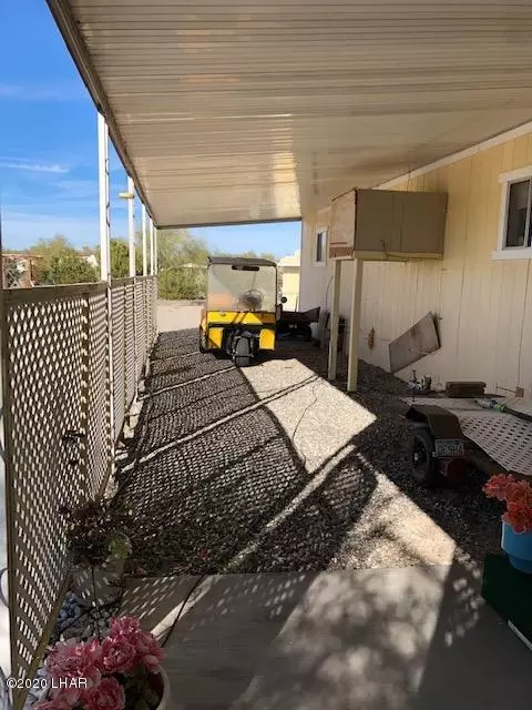 25417 Pendleton Way, Bouse, AZ 85325 photo 4