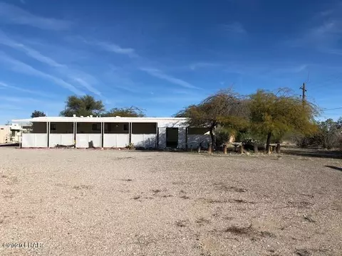 25417 Pendleton Way, Bouse, AZ 85325 photo 1