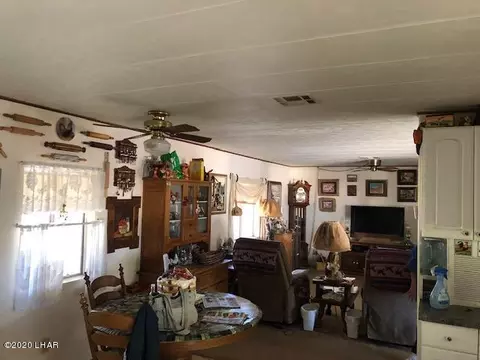 25417 Pendleton Way, Bouse, AZ 85325 photo 8