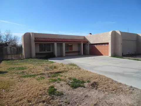 15664 Apache, Ehrenberg, AZ 85334 photo 23