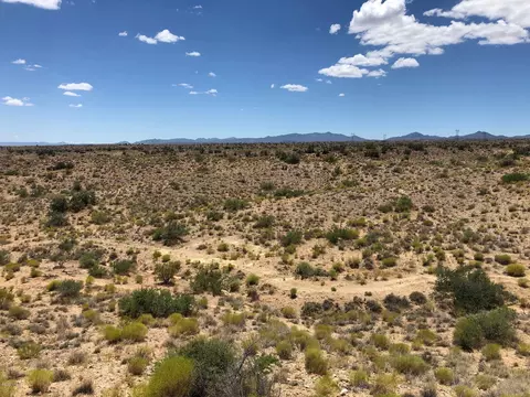 5809 Windmill Rd, Kingman, AZ 86401 photo 6