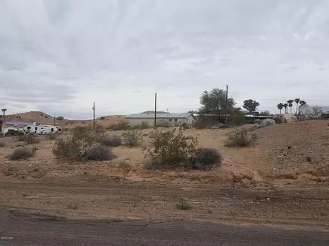 4651 Beach Dr, Topock, AZ 86436 photo 2