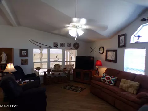 49200 Granite View St, Bouse, AZ 85325 photo 3