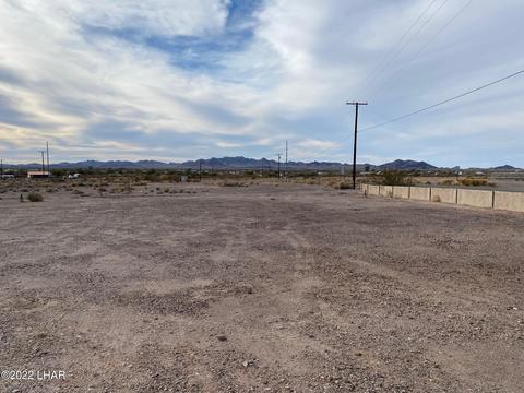 29012 Easy St, Bouse, AZ 85325 photo 3
