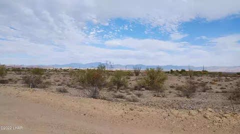 16298 Bert Ave, Yucca, AZ 86438 photo 7