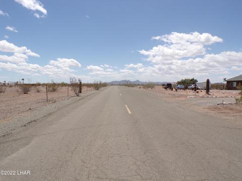 29401 Rainbow Ave, Bouse, AZ 85325 photo 7