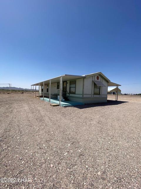 29028 Easy St, Bouse, AZ 85325 photo 3