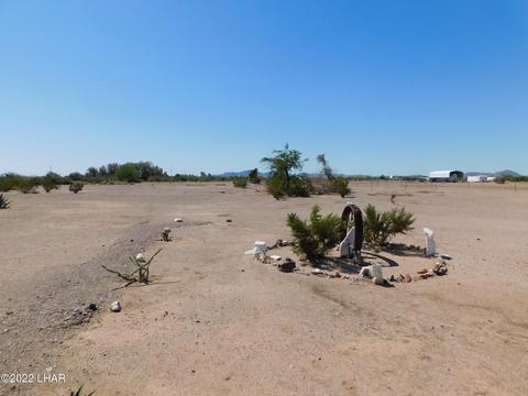 28228 Rainbow Ave, Bouse, AZ 85325 photo 3