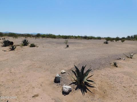 28228 Rainbow Ave, Bouse, AZ 85325 photo 1