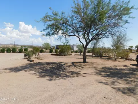 44159 Vaserhaley Dr, Bouse, AZ 85325 photo 9