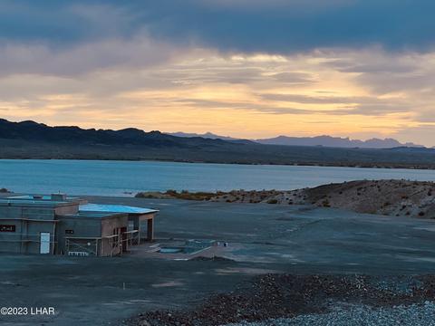 2410 Dry Creek Ct, Lake Havasu City, AZ 86406