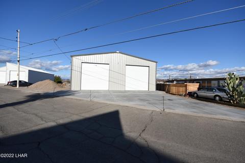10767 Admiral Rd, Parker, AZ 85344