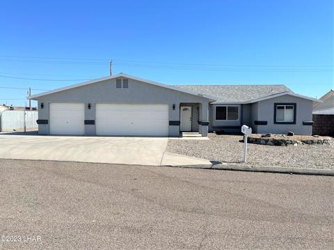 2992 Arabian Dr, Lake Havasu City, AZ 86404