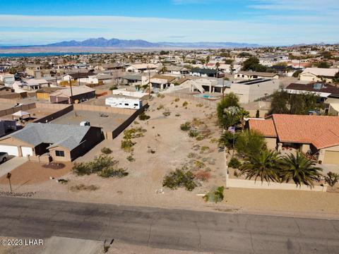 3245 Silverspoon Dr, Lake Havasu City, AZ 86406