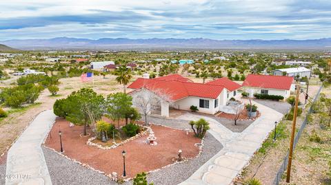 2342 Dewey Road Rd, Golden Valley, AZ 86413