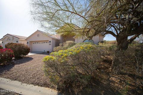 2132 E Crystal Dr, Fort Mohave, AZ 86426
