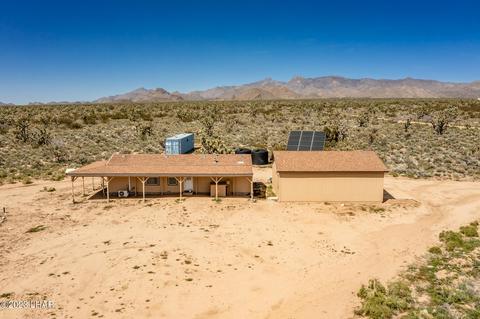 20645 S Rawhide Rd, Yucca, AZ 86438