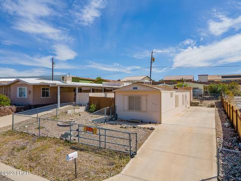 3153 Lake Dr, Lake Havasu City, AZ 86404
