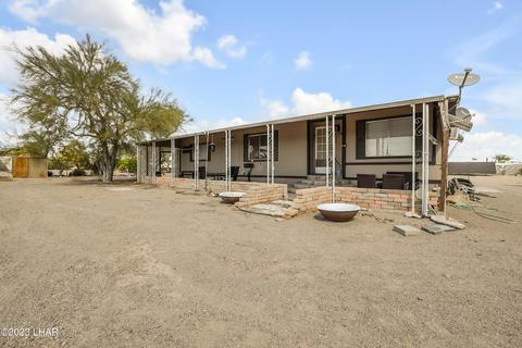 726 W Kenoyer St, Quartzsite, AZ 85346