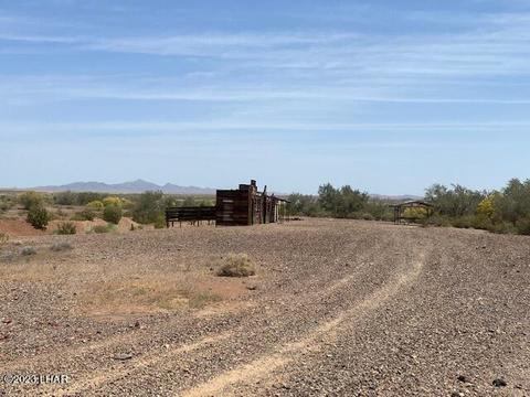 25560 La Posa Rd, Bouse, AZ 85325 photo 5