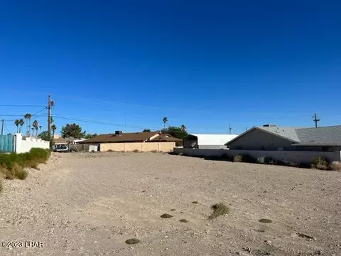 2852 Saratoga Ave, Lake Havasu City, AZ 86406
