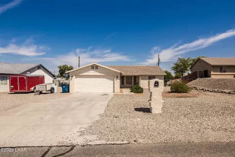 2175 Bombay Dr, Lake Havasu City, AZ 86404